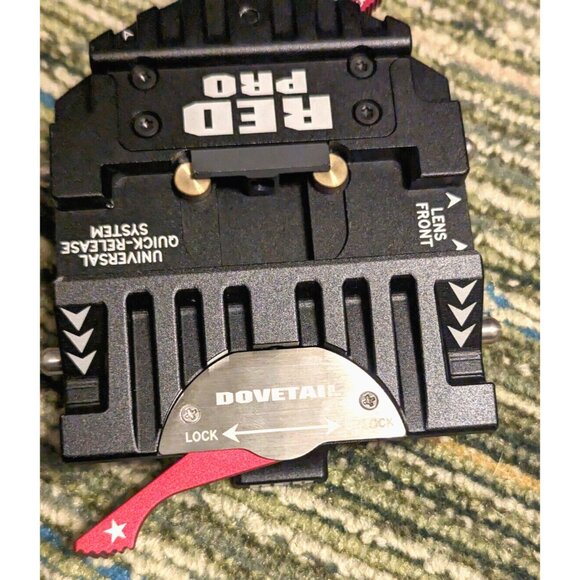 RED Pro Universal Quick Release System Baseplate for Dovetail - Picture 3 of 4